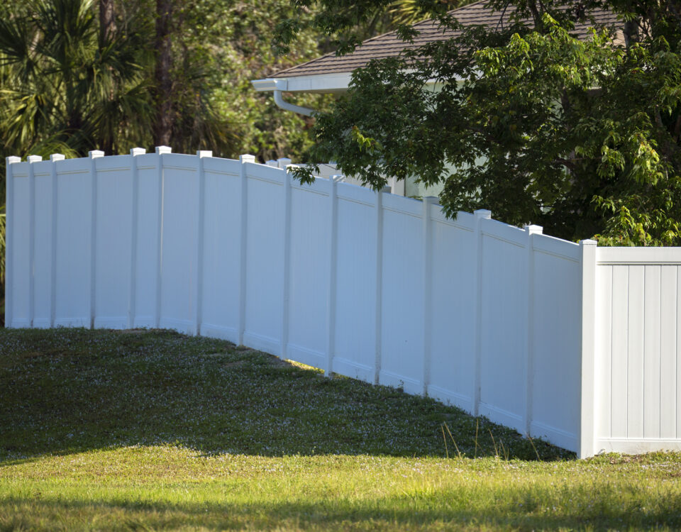 What Type of Fence Adds the Most Value to Your Home?